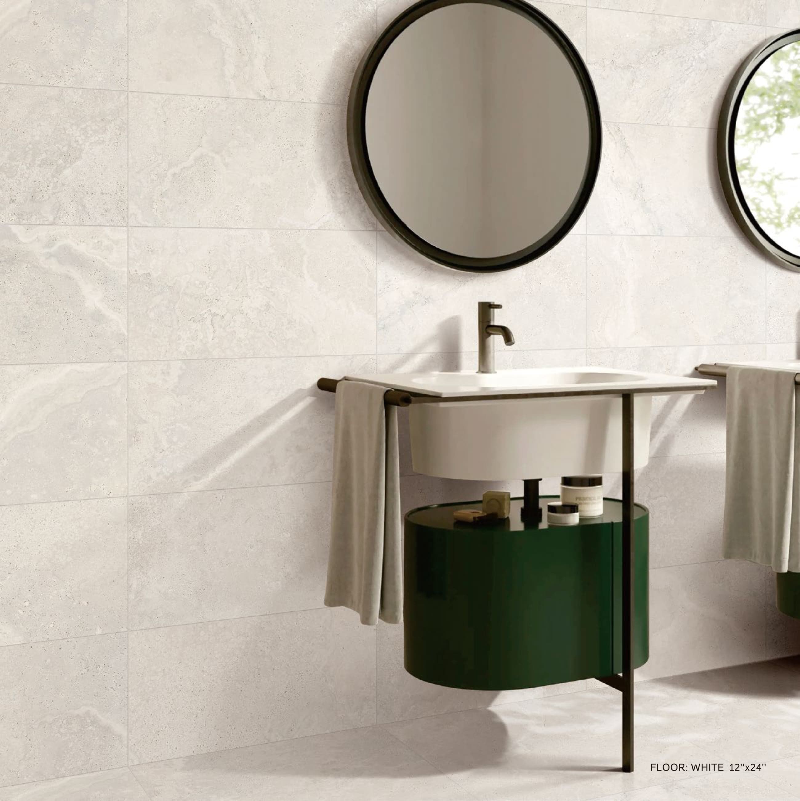 STAGE TRAVERTINE White in an elegant bathroom